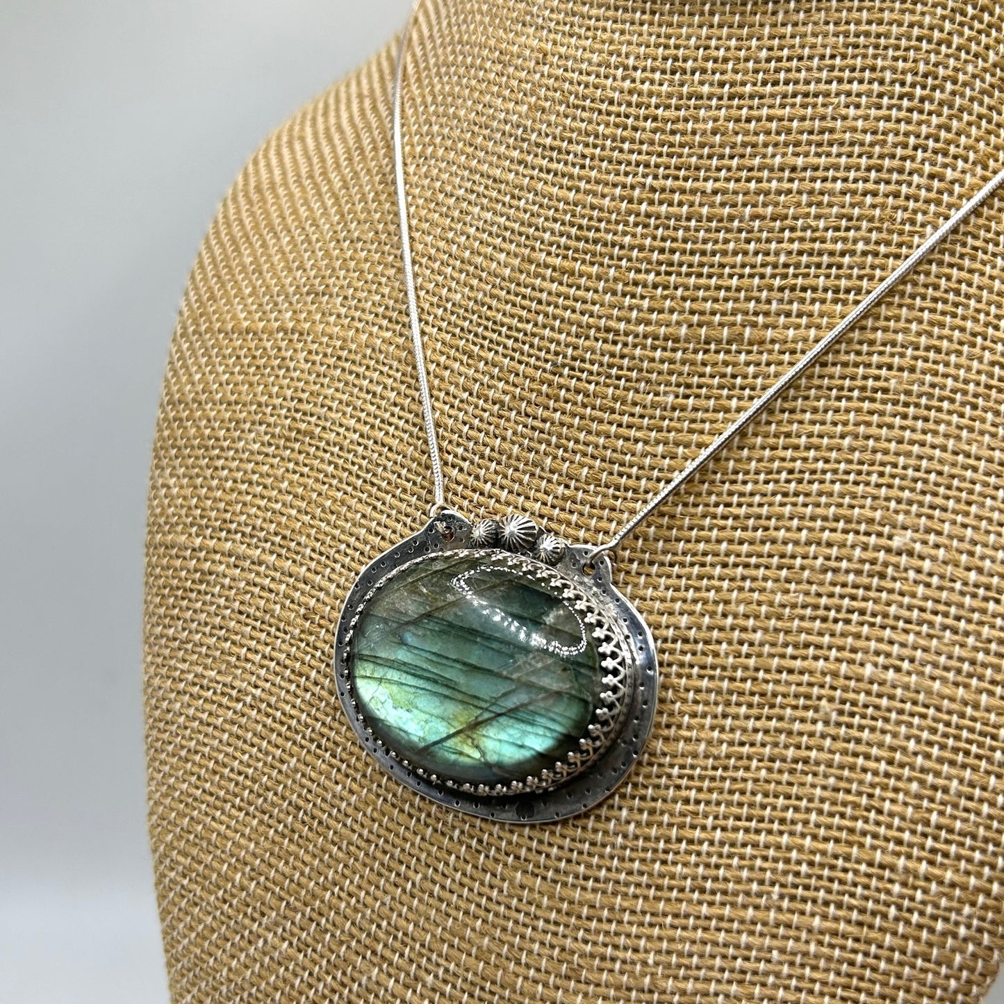 Oval Labradorite Necklace