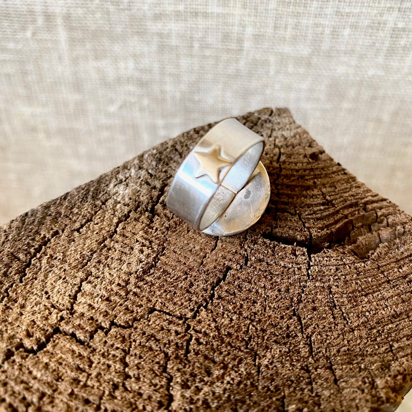 Howlite Ring